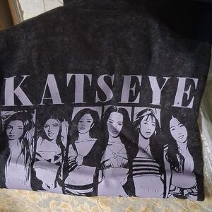 Katseye Women's Black Graphic Tee - Short Sleeve